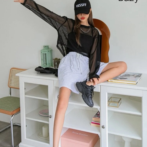 Sheer drop shoulder top - Picture 4 of 5